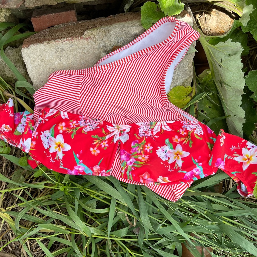 High waisted bikini